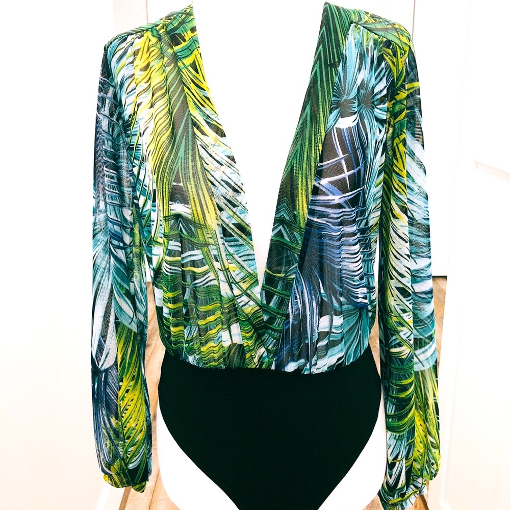 Blouse bodysuit